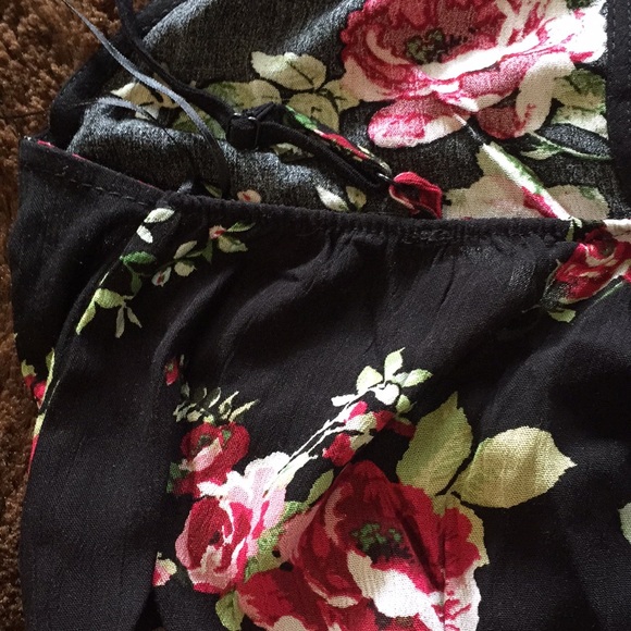 Black Floral Strappy Wide Leg Jumpsuit Sz S NWT - Picture 11 of 15